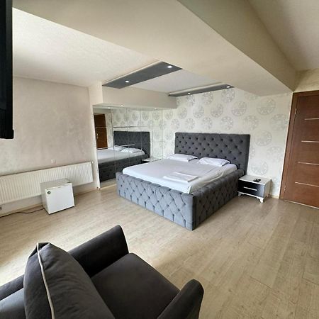 Hotel Pashtriku Gjakova Exterior foto
